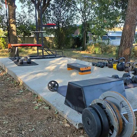 Nena With Free Outdoor Gym Apartmán Ližnjan