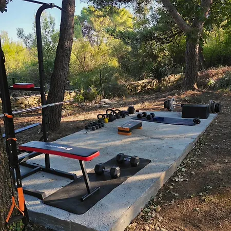 Nena With Free Outdoor Gym *